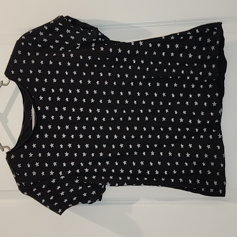 🚨 Primark black and white star cotton tee